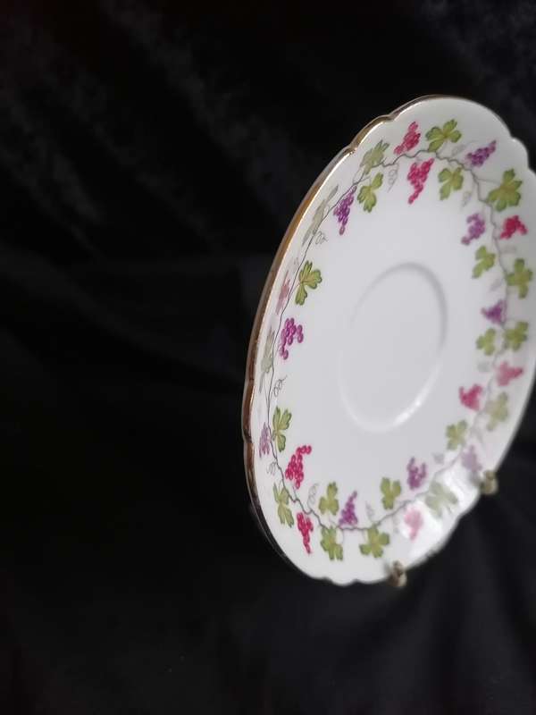 Vintage Shelley Wine Grape Coffee Saucer - 13698.