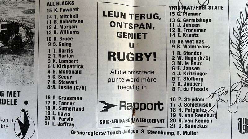 1976 Vrtstaat vs All Blacks at Vrystaat Stadium Signed Programme, details below