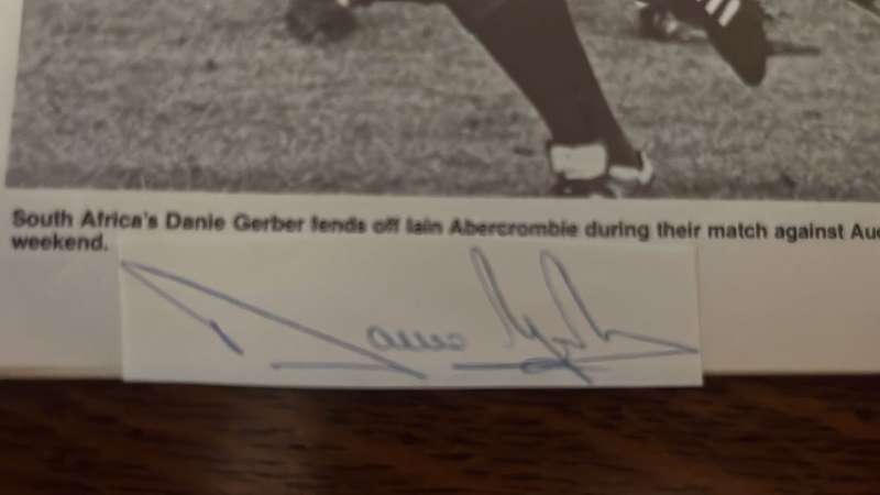 1981 "Flour Bomb"  3rd test at Eden Park Signed Programme, details below
