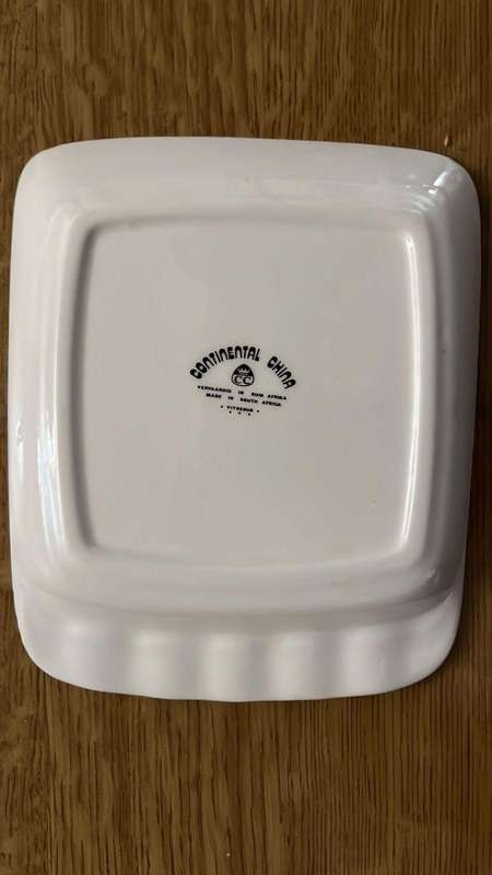 1977 Northern Transvaal Loftus Versfeld Ashtray, details below