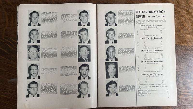 1960 Die All Blacks is Hier - Brochure of the Tour & Pin, details below