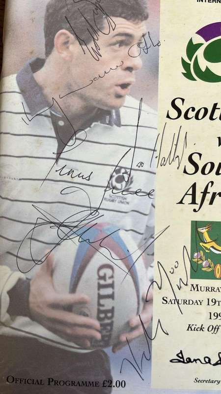1994 Scotland vs South Africa at Murrayfield Programme & Dinner Menu, Signed, details below