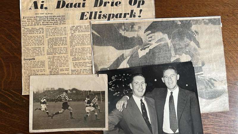 Jason's Allegaatjie - Original Signed Photos & Newspaper Cuttings, details below