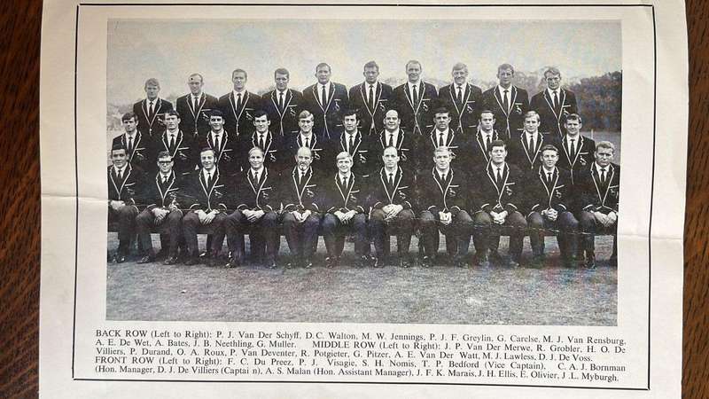 1969 Springbok Tour to Britain & Ireland Brochure & Original Signature, details below