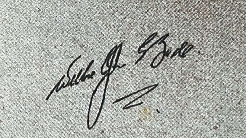 Agri Securitas Trust Fund Presents The Three Legends, Signed, details below