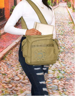 Retro Canvas / Messenger Bag in Khaki