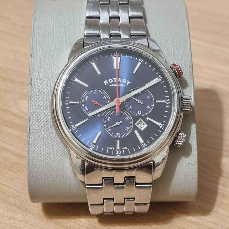 ##  Rotary Swiss Chronograph watch - Medium wrist fit - Box and Manual - Good condition ##