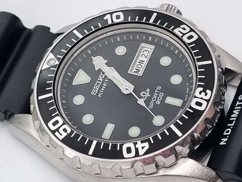 ## Seiko Divers watch - adjustable Large wrist fit - Good condition ##