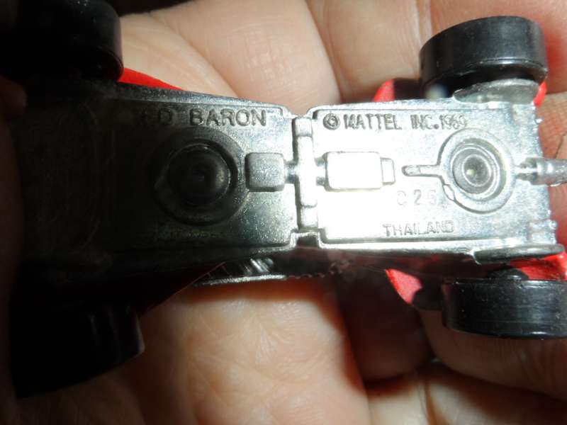 Hot Wheels Redline Flying Colors Red Baron -thailand-unboxed