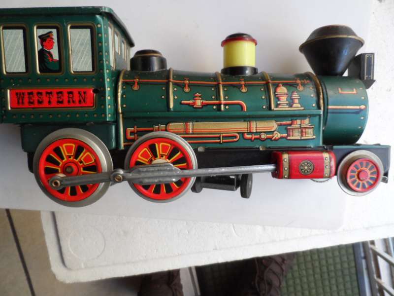 VINTAGE MODERN TOYS TIN LOCOMOTIVE- MADE IN JAPAN