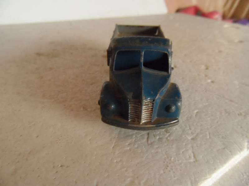 ORIGINAL UNBOXED VINTAGE 1950s DINKY TOYS No30m/ 414 - DODGE OPEN TIPPER TRUCK  [m25]