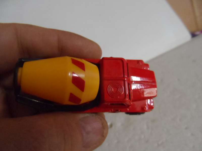 1977 Matchbox Lesney Superfast Cement Truck #19 With Original Box