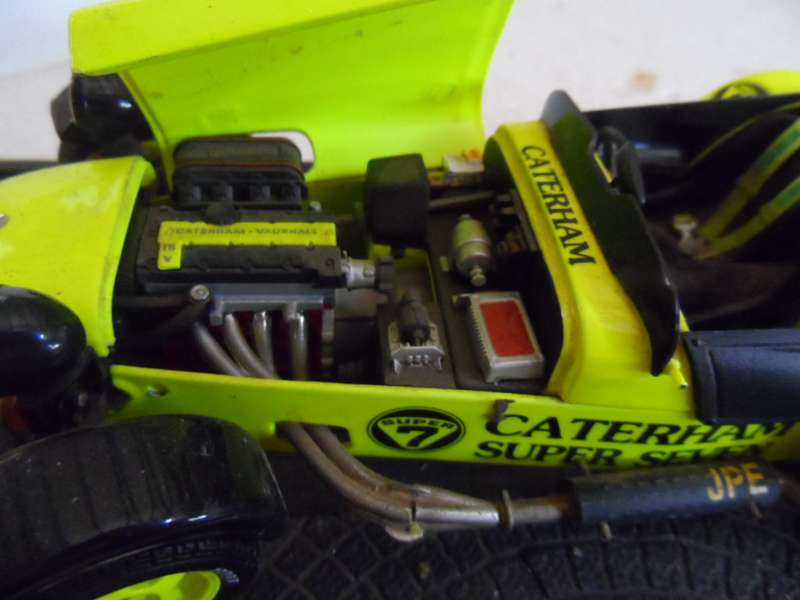 KYOSHO - CATERHAM SUPER SEVEN JPE - 1/18 SCALE MODEL CAR - 7022Y