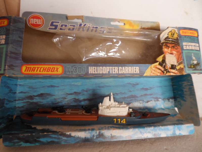 MATCHBOX K-307 SEA KINGS   HELICOPTER CARRIER   [m 75]