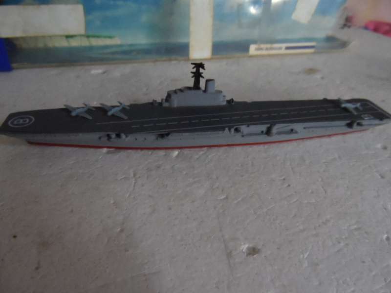 VINTAGE MINIC USS MISSOURI M743~ ~ Diecast~ 1:1200 Scale -BOXED  [M29]