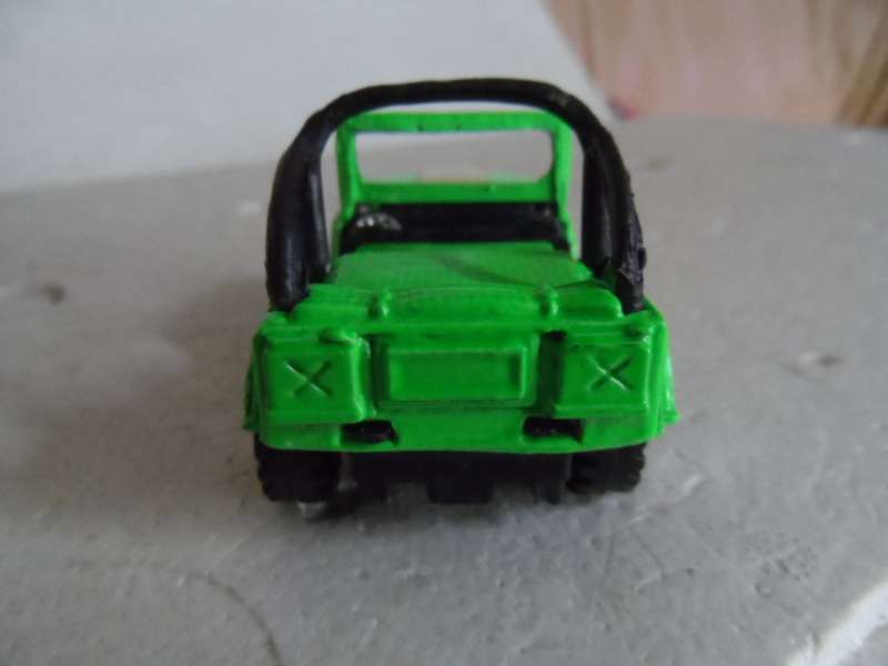 DIECAST JEEP 1/43  UNBOXED [M29]