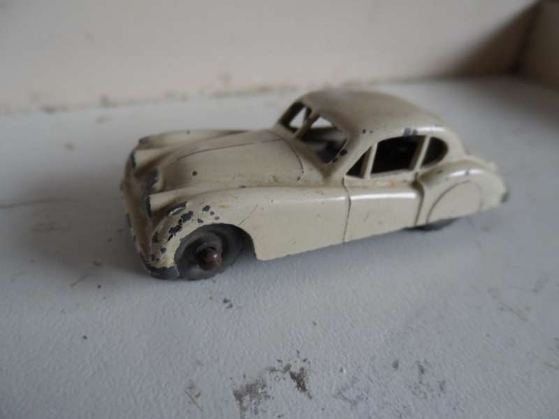 Vintage Matchbox Series No. 32 Jaguar XK 140