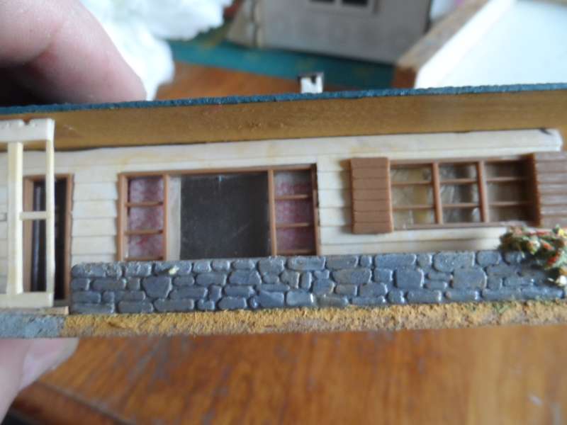 VINTAGE FALLER 216 HO BUILDING IN ORIGINAL CARDBOARD BOX.