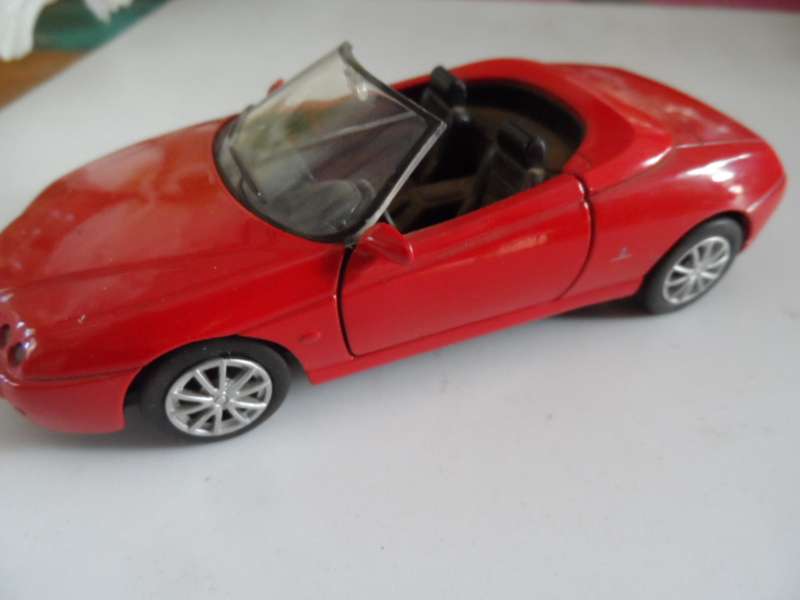 Alfa Romeo Spider Diecast 1:32 Scale Speedy Power-  [m47]