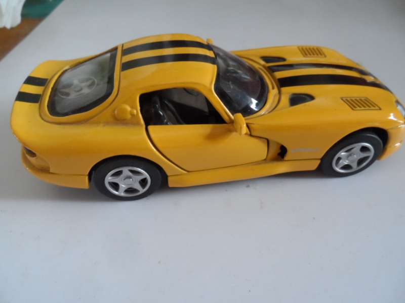 New Ray 1/32 Diecast 1996 Dodge Viper GTS City Cruiser  [m47]