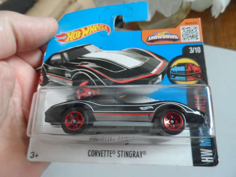 HOT WHEELS 85/250 - 2016 HW Mild to Wild 3/10 - Corvette Stingray   [M50]