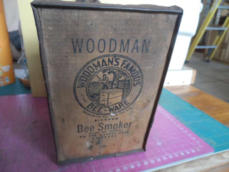 Vintage WOODMAN'S FAMOUS BEE-WARE BINGHAM BEE SMOKER Tin & Bellows ~ Working