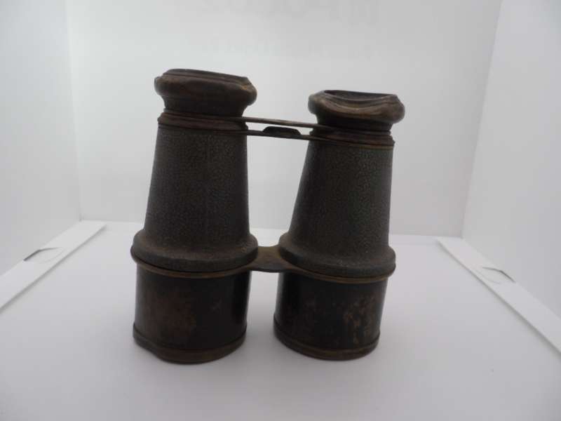 vintage binoculars -[y305]