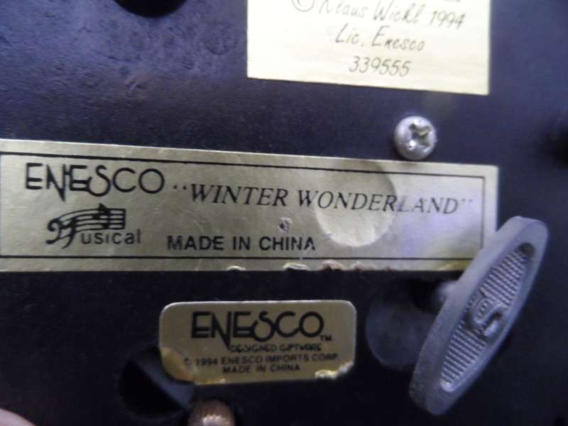 1994 Vintage Klaus Wickl, Anke & Arne Gnome Music Box "Winter Wonderland" Enesco