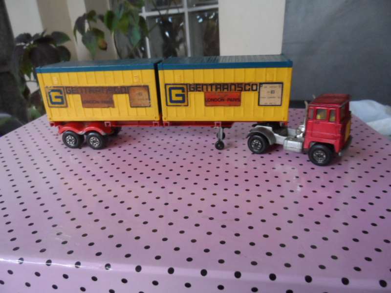 Matchbox Lesney Scammell Tractor K17 Trailer GENTRANSCO Containers 1973 M300]