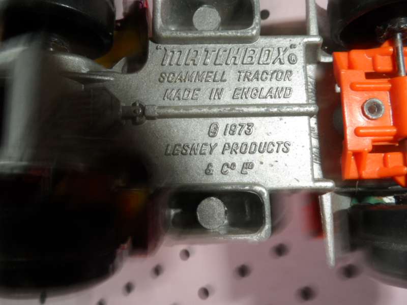 Matchbox Lesney Scammell Tractor K17 Trailer GENTRANSCO Containers 1973 M300]