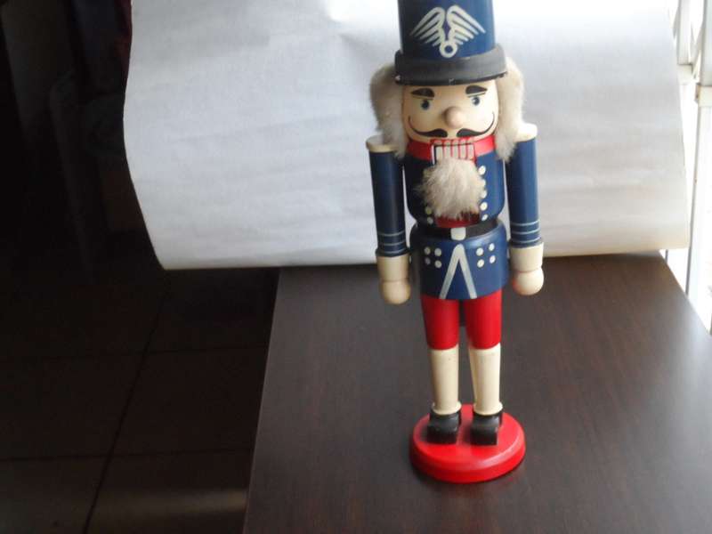 Nutcracker LARGE, 35 cm tall