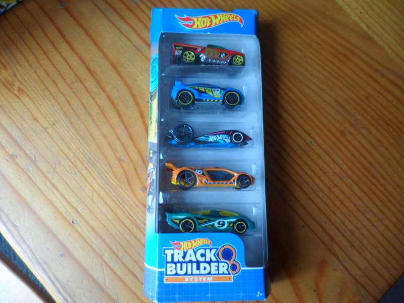 Hot Wheels Track Builder System 5 Pack