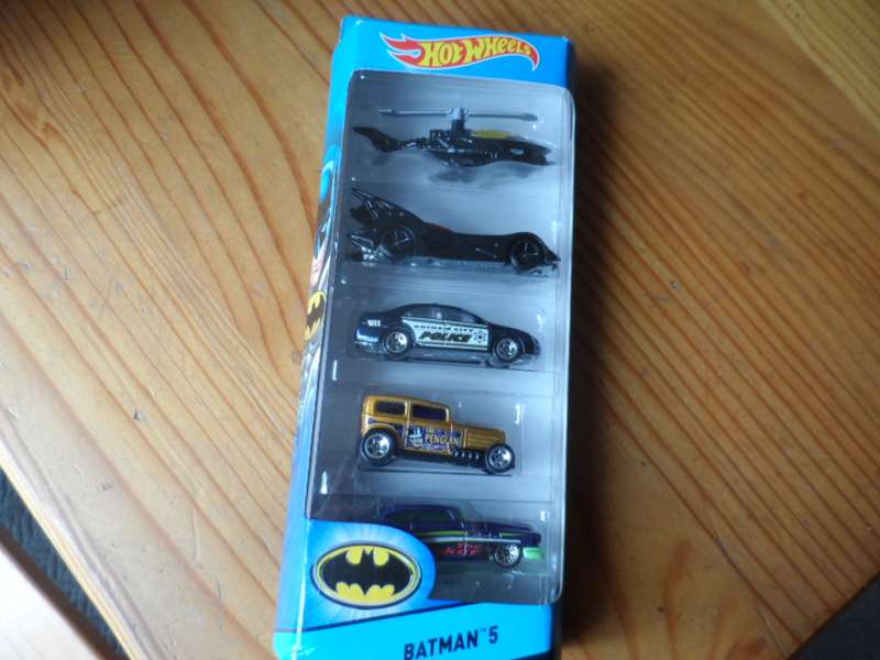 2016 Hot Wheels Batman 5 Pack