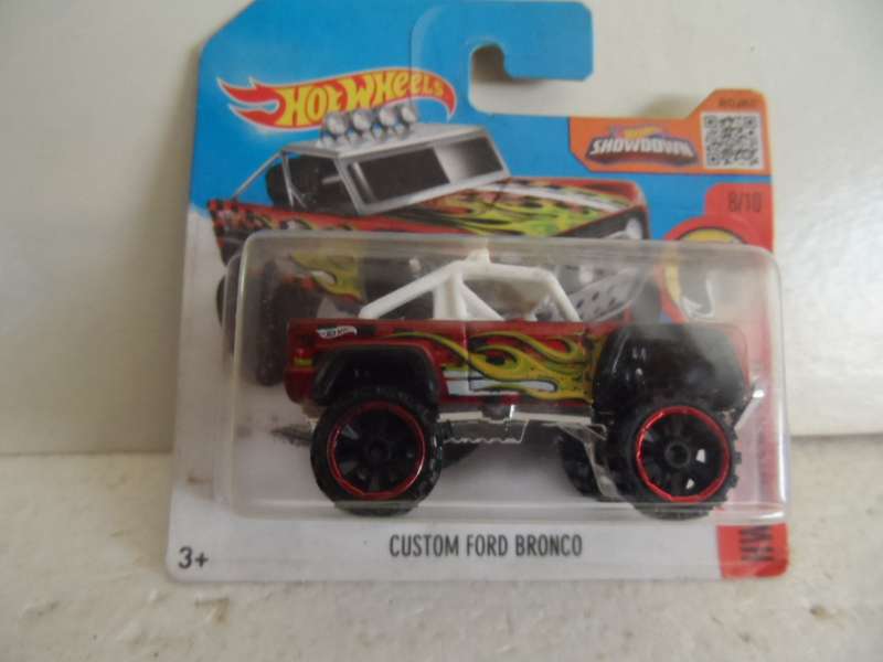 HOT WHEELS 2016 DAREDEVILS SERIES CUSTOM FORD BRONCO- sealed short card-[m52]