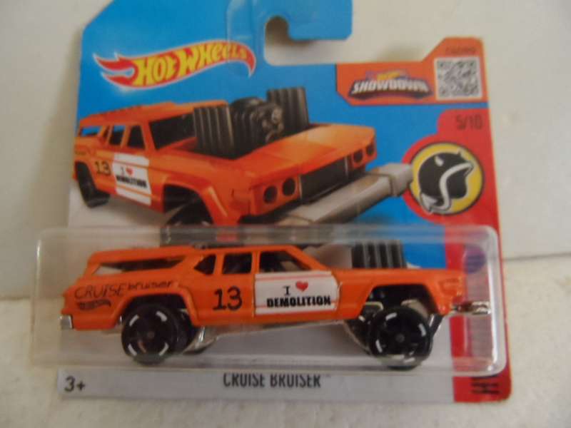 2016 Hot Wheels #165/250 HW Daredevils Cruise Bruiser in orange-sealed short card-[m49]