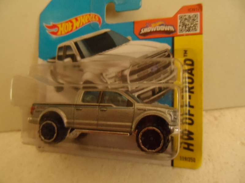 Hot Wheels 15 Ford F-150 Silver  2015 Off-Road  -sealed short card ' [m51]