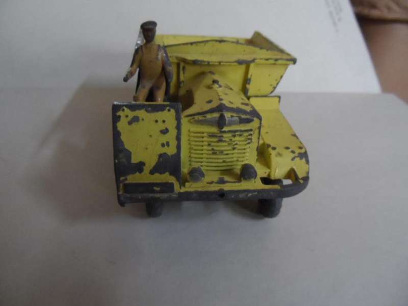DINKY TOYS 562 MUIR HILL DUMPER [M22]