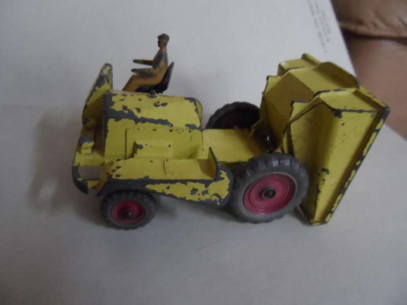 DINKY TOYS 562 MUIR HILL DUMPER [M22]
