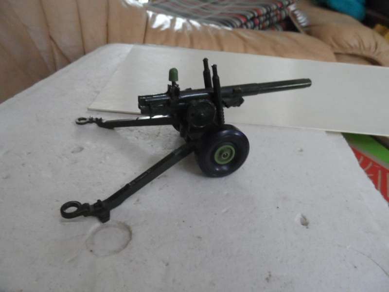 Vintage CRESCENT TOYS 1251 Die-Cast Howitzer Army Field Gun [M43]