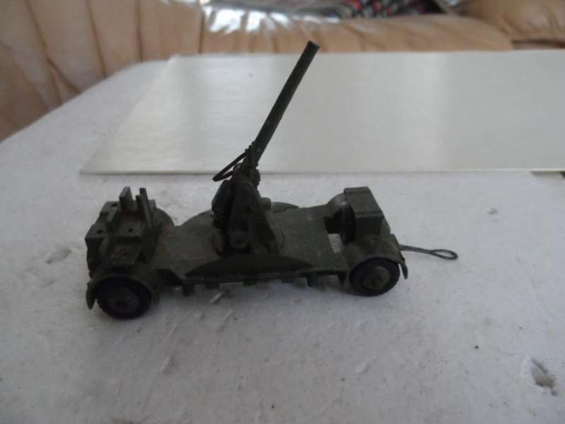VINTAGE DINKYS TOY 161B MILITARY DARK GREEN ANTI AIRCRAFT GUN ON TRAILER  [M43]