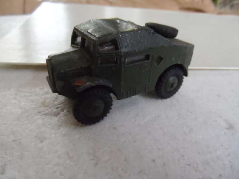 Dinky 688 Field Artillery Tractor - Good Vintage Original Model 1950s  [m100]