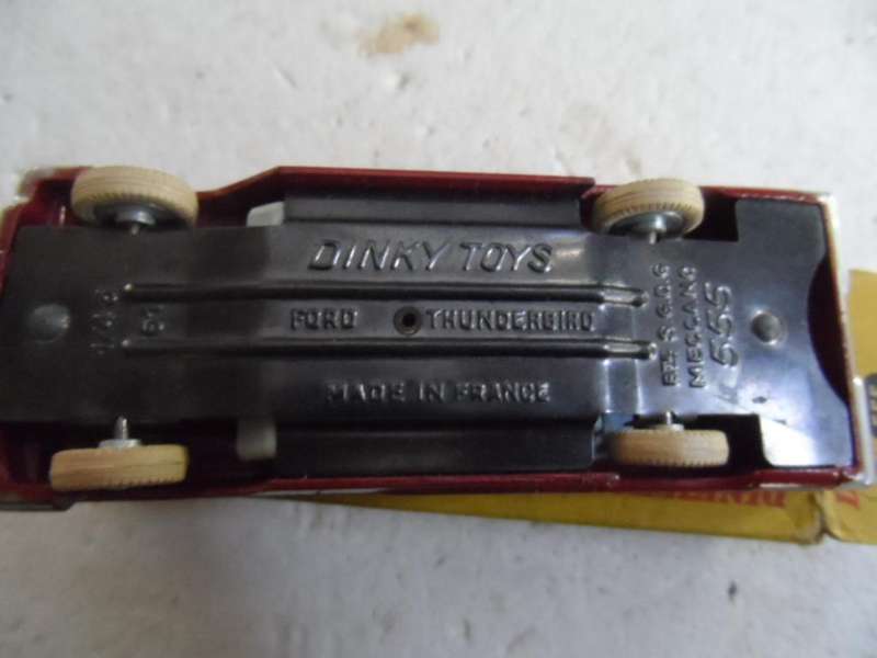 ORIGINAL Vintage Dinky Toys Boxed No. 555 Cabriolet Ford Thunderbird- MECCANO  FRANCE. [M300]