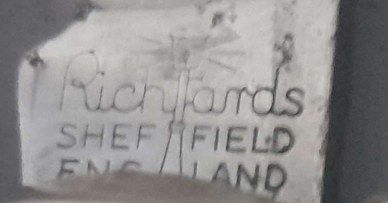 4 Richards Pocket Knives -  as per pictures