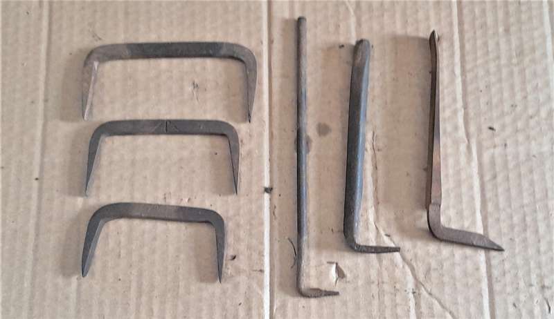 6 Vintage Cutters - As per pictures - Leather/Gasket Cutters???