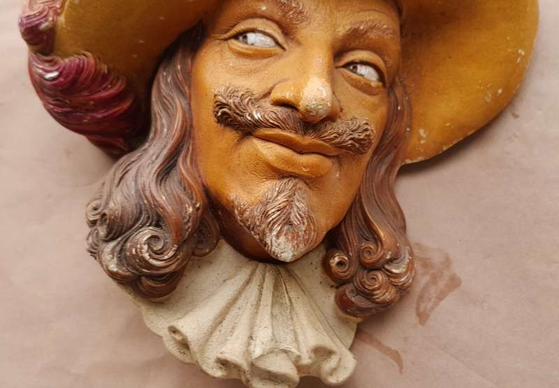Genuine Bossons Sculpture with numbering  -As per pictures