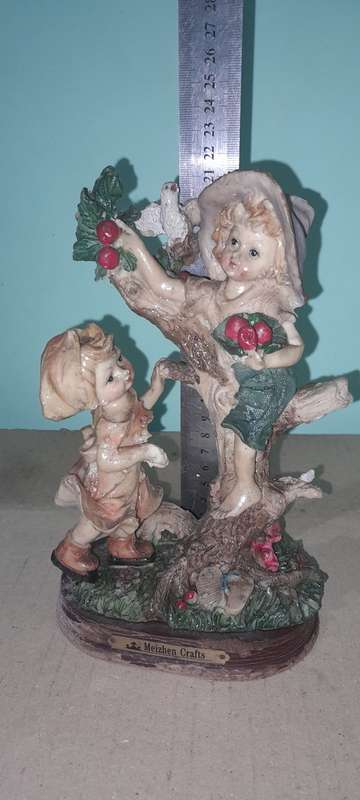 A Vintage Muizhen Craft - As per pictures