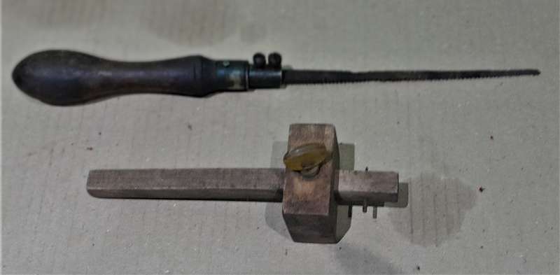 Vintage Mitre/Mortgage Gauge & a Keyhole saw, worn blade- As per pictures