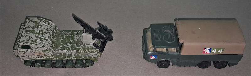 Matchbox Diecast - BattleKings K116 Artillery Truck + K117 Hawk Launcher