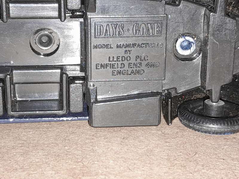 3 Diacast models - Models of yesteryear, LLEDO & Days Gone