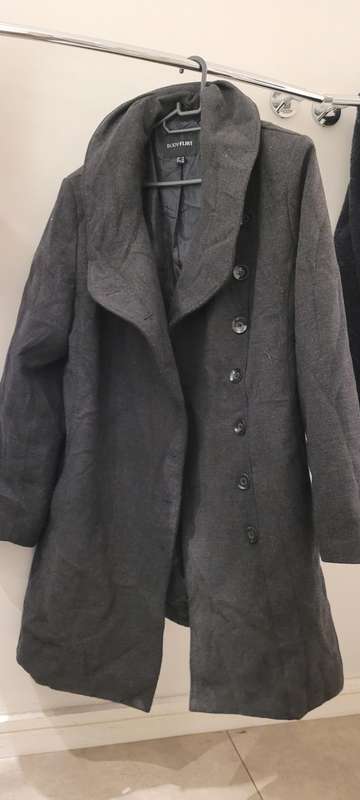 Long coat (EUR 46) dark grey/black